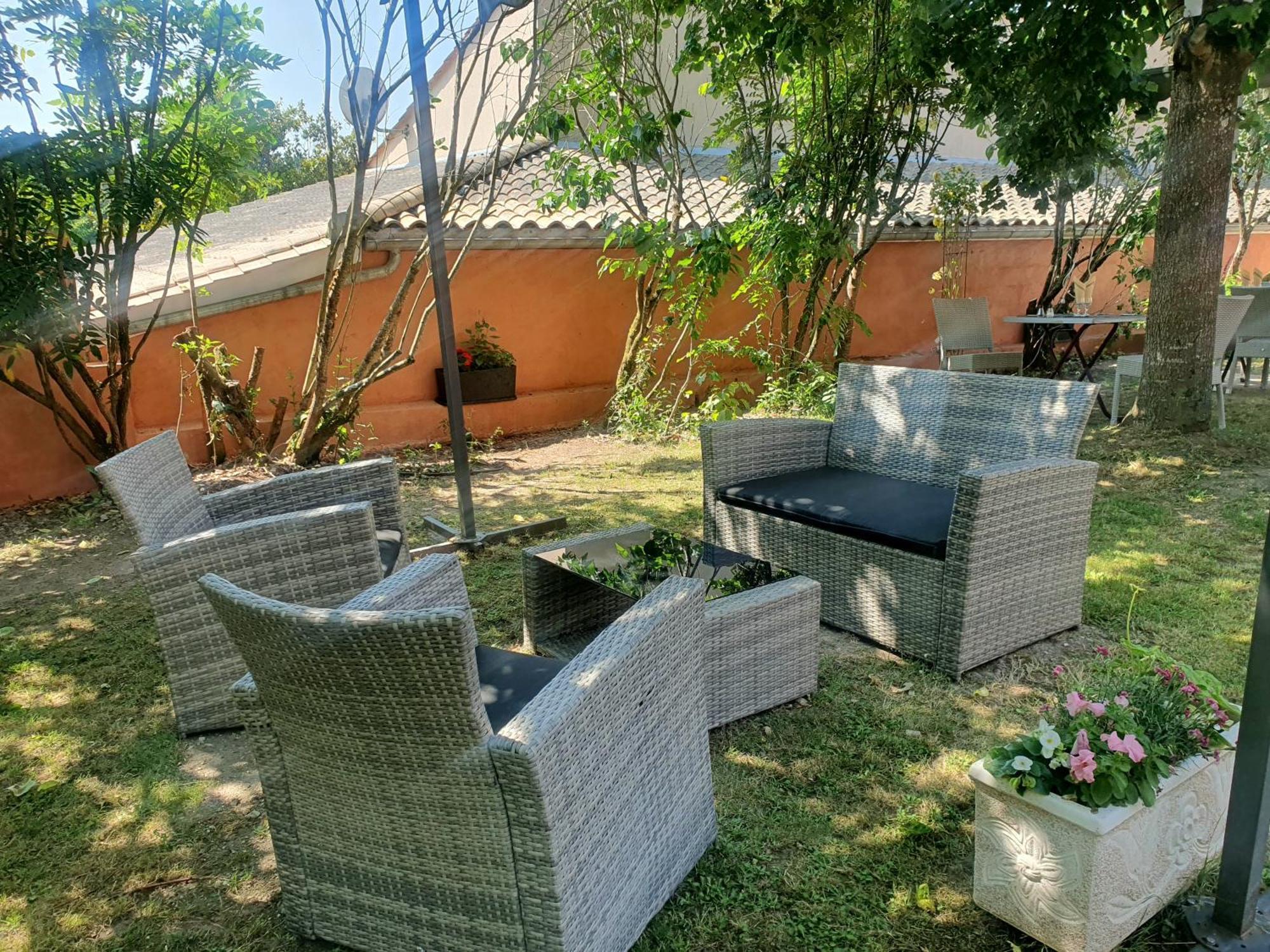 Auberge Des Lacs Bleus Clerac Bagian luar foto
